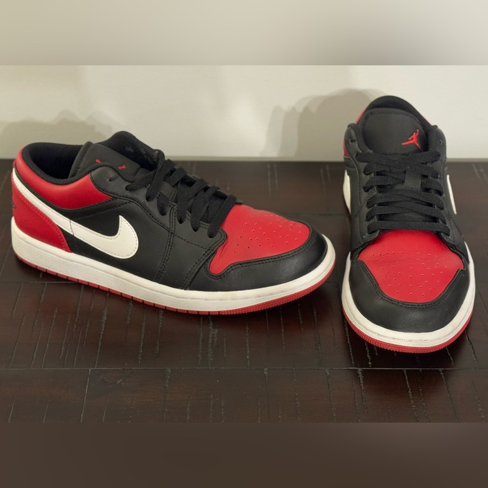 Nike Air Jordan 1 Low, Boy’s/Men’s 7, Color: Black/Summit White/Varsity Red